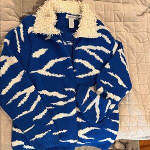 ARRIVISTE Blue & Cream Patterned Knit Cardigan with Sherpa Collar